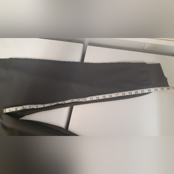 Grey Zyia Active joggers - size large - Picture 7 of 7